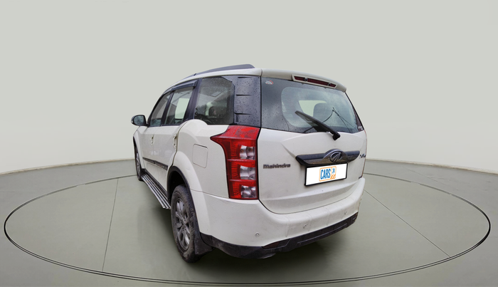 2018 Mahindra XUV500 W10, Diesel, Manual, 1,21,401 km, exterior