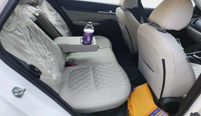 2023 KIA SELTOS HTX PETROL 1.5, Petrol, Manual, 40,910 km, interior