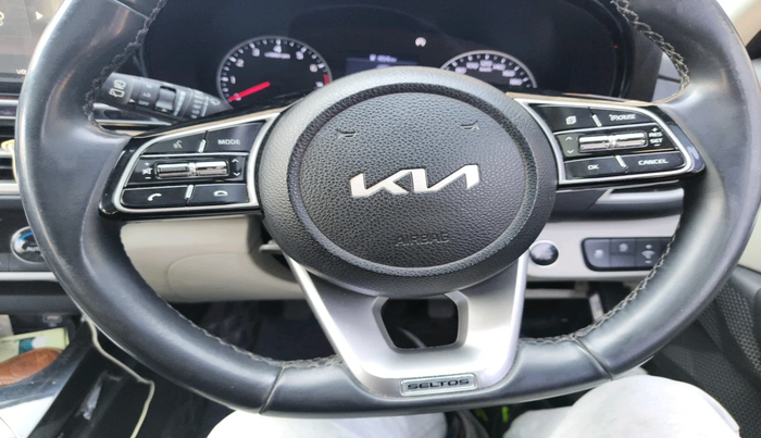 2023 KIA SELTOS HTX PETROL 1.5, Petrol, Manual, 40,910 km, interior