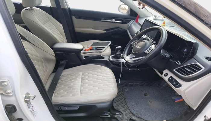 2023 KIA SELTOS HTX PETROL 1.5, Petrol, Manual, 40,910 km, interior