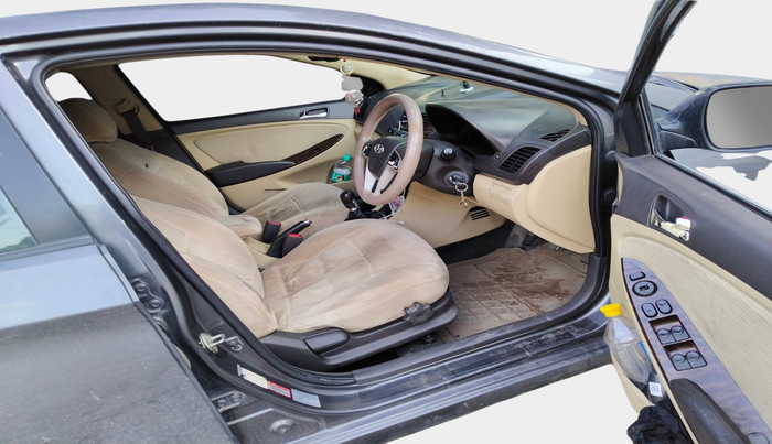 2012 Hyundai Verna FLUIDIC 1.6 CRDI SX, Diesel, Manual, 1,03,400 km, interior