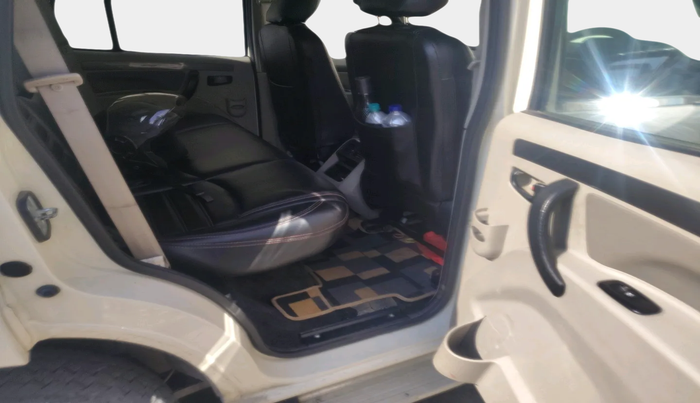 2021 Mahindra Scorpio S5, Diesel, Manual, 52,280 km, interior