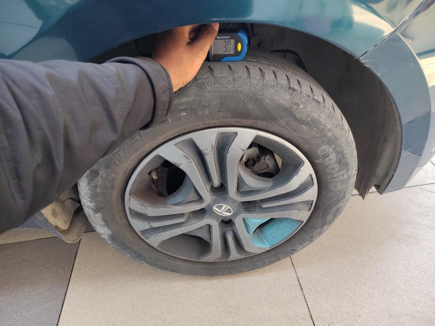 2023 Tata TIGOR EV XZ PLUS, Electric, Automatic, 31,859 km, tyre