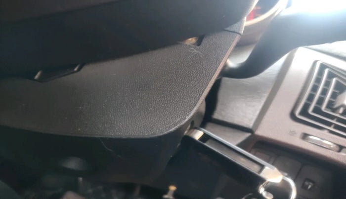 2014 Mahindra XUV500 W6, Diesel, Manual, 1,64,119 km, interior