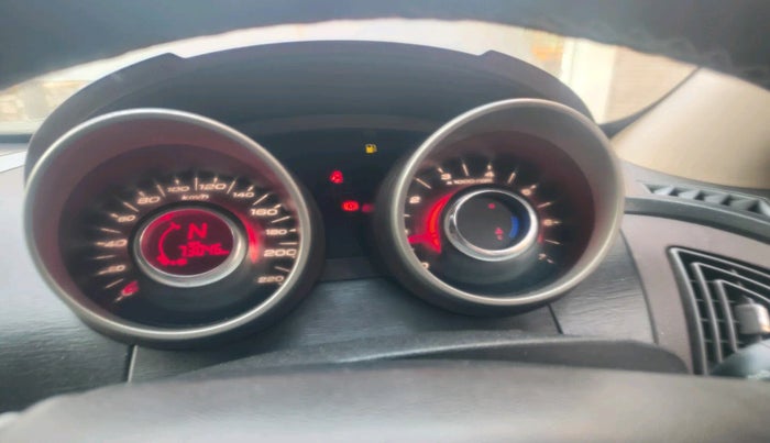 2014 Mahindra XUV500 W6, Diesel, Manual, 1,64,119 km, interior