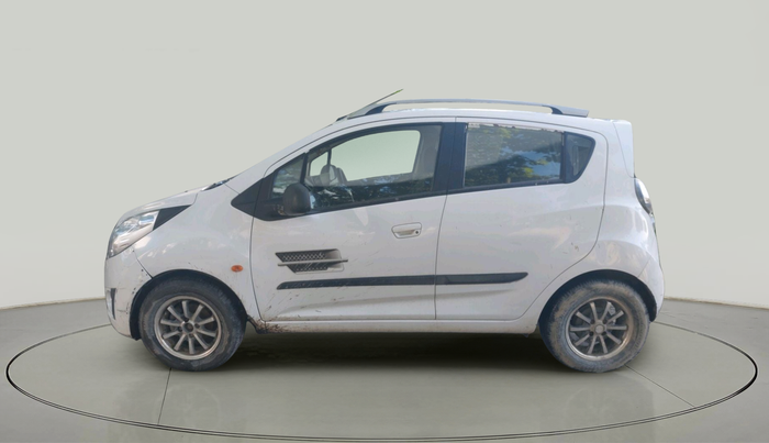 2010 Chevrolet Beat LT PETROL, Petrol, Manual, 67,476 km, exterior