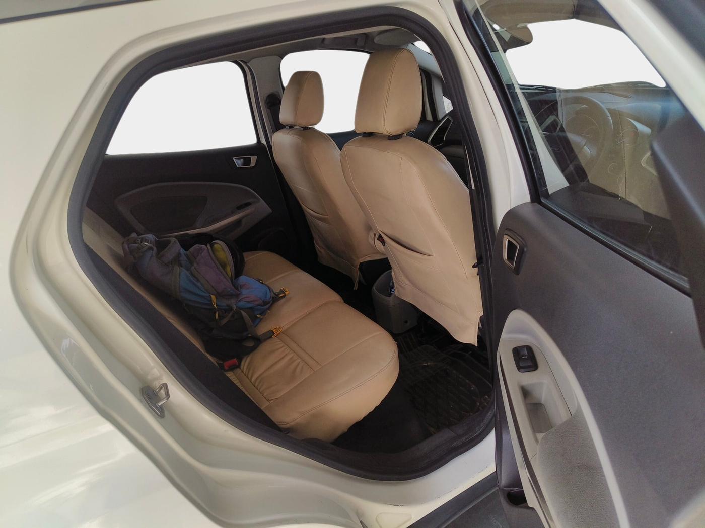2014 Ford Ecosport TITANIUM 1.5L DIESEL, Diesel, Manual, 1,23,292 km, interior