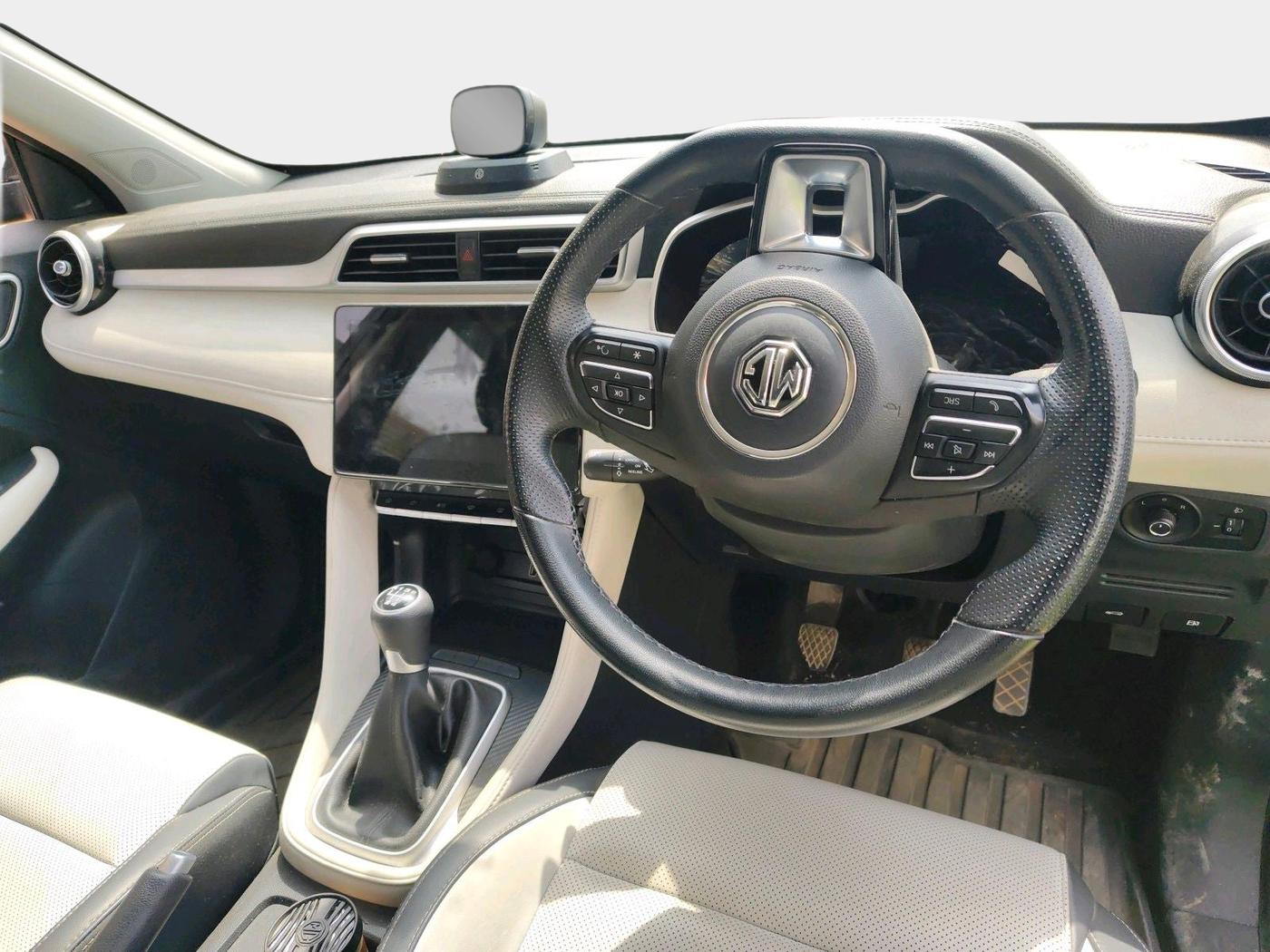 2022 MG ASTOR SMART EX 1.5 MT, Petrol, Manual, 12,170 km, interior