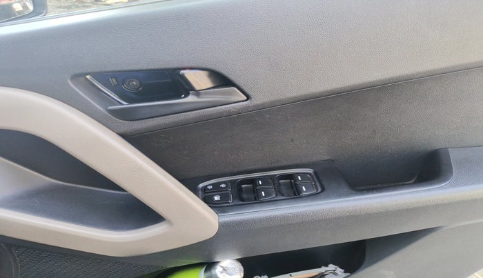 2016 Hyundai Creta E PLUS 1.6 PETROL, Petrol, Manual, 99,647 km, interior