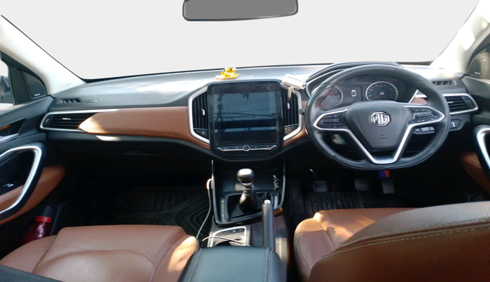 2021 MG HECTOR PLUS SELECT 2.0 DIESEL TURBO MT 7-STR, Diesel, Manual, 92,438 km, interior