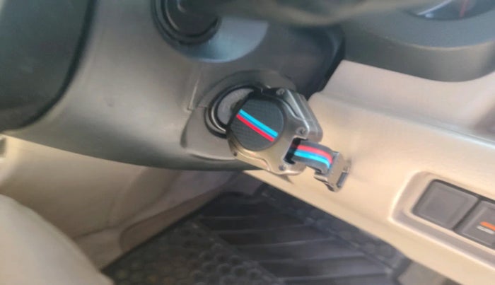 2013 Maruti Swift Dzire VXI, Petrol, Manual, 62,500 km, interior