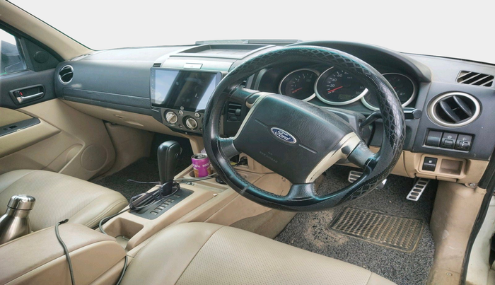 2010 Ford Endeavour 2.5L 4X2 AT, Diesel, Automatic, 1,50,203 km, interior