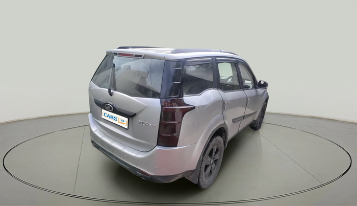2016 Mahindra XUV500 W6, Diesel, Manual, 1,20,963 km, exterior