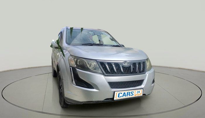 2016 Mahindra XUV500 W6, Diesel, Manual, 1,20,963 km, exterior