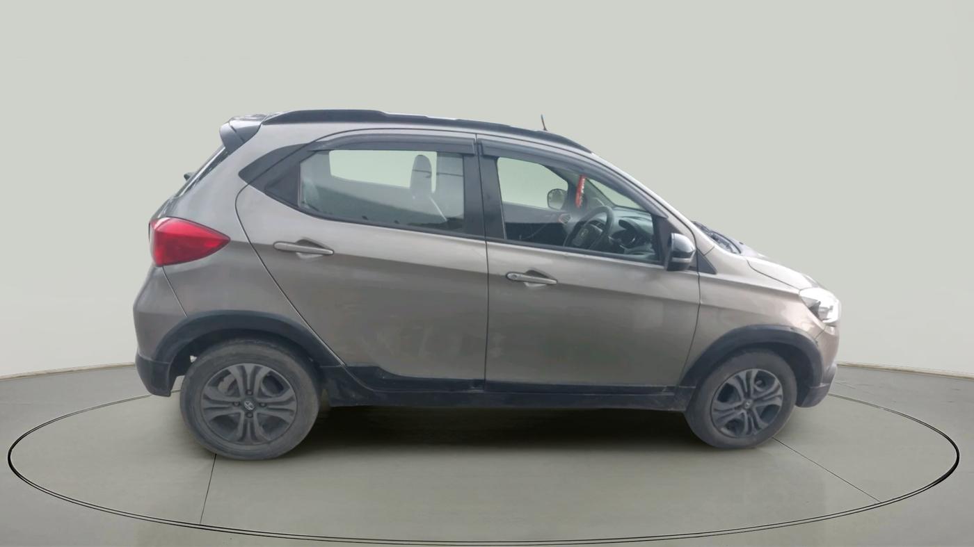 2019 Tata TIAGO NRG PETROL, Petrol, Manual, 81,853 km, exterior