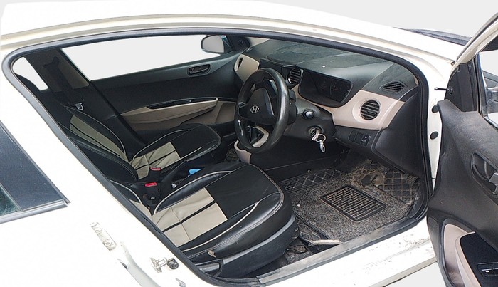 2015 Hyundai Xcent BASE 1.1, Diesel, Manual, 83,890 km, interior