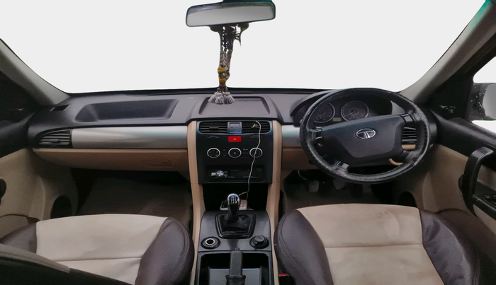 2013 Tata Safari Storme 2.2 LX 4X2, Diesel, Manual, 1,28,500 km, interior
