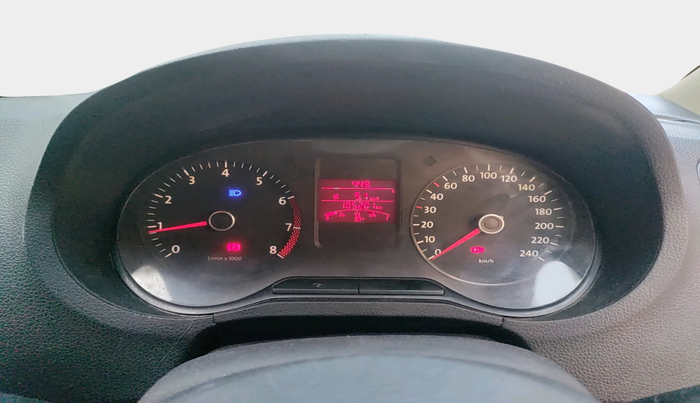 2013 Volkswagen Polo COMFORTLINE 1.2L PETROL, Petrol, Manual, 1,05,201 km, interior