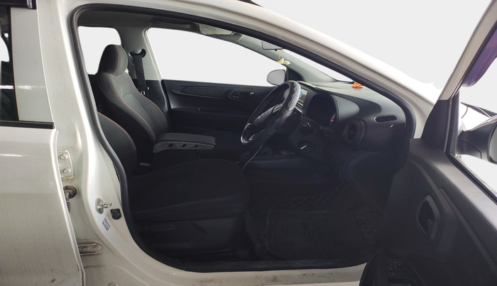 2022 Hyundai GRAND I10 NIOS MAGNA CORPORATE EDITION 1.2 KAPPA VTVT, Petrol, Manual, 26,214 km, interior