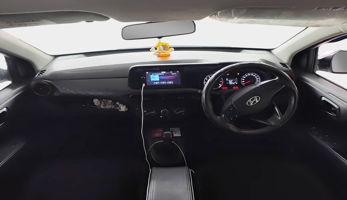 2022 Hyundai GRAND I10 NIOS MAGNA CORPORATE EDITION 1.2 KAPPA VTVT, Petrol, Manual, 26,214 km, interior