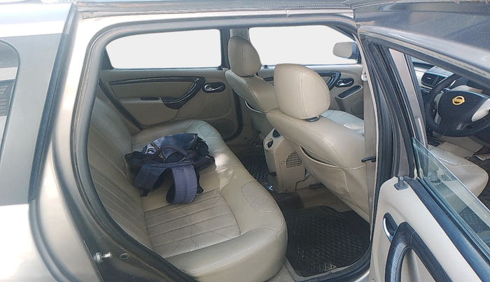 2014 Nissan Terrano XV D THP 110 PS, Diesel, Manual, 1,57,491 km, interior