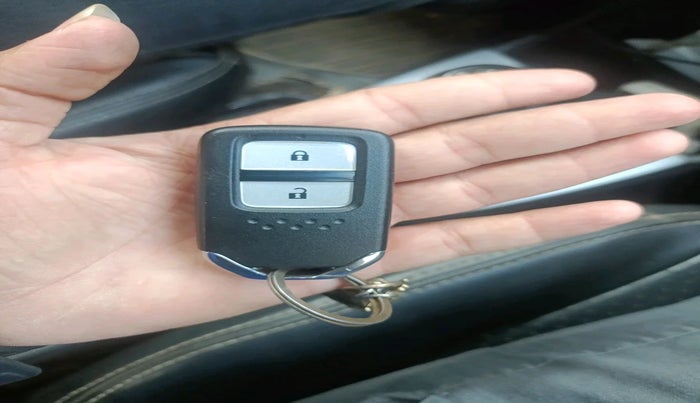 2017 Honda WR-V 1.5L I-DTEC VX MT, Diesel, Manual, 95,157 km, interior