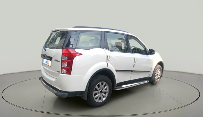 2017 Mahindra XUV500 W10, Diesel, Manual, 1,12,720 km, exterior