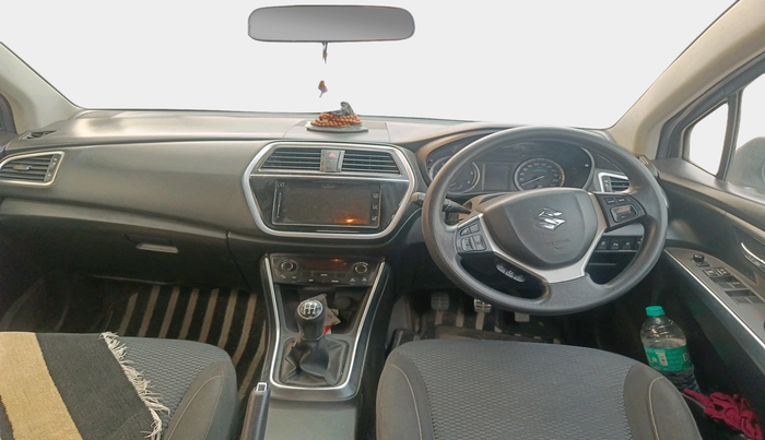 2017 Maruti S Cross ZETA 1.3, Diesel, Manual, 1,65,982 km, interior