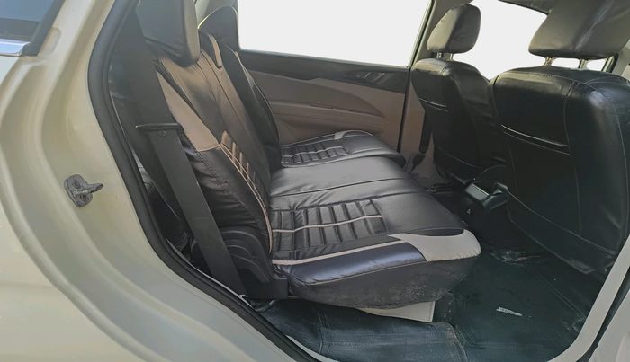 2020 Mahindra MARAZZO M2 8 STR, Diesel, Manual, 83,946 km, interior