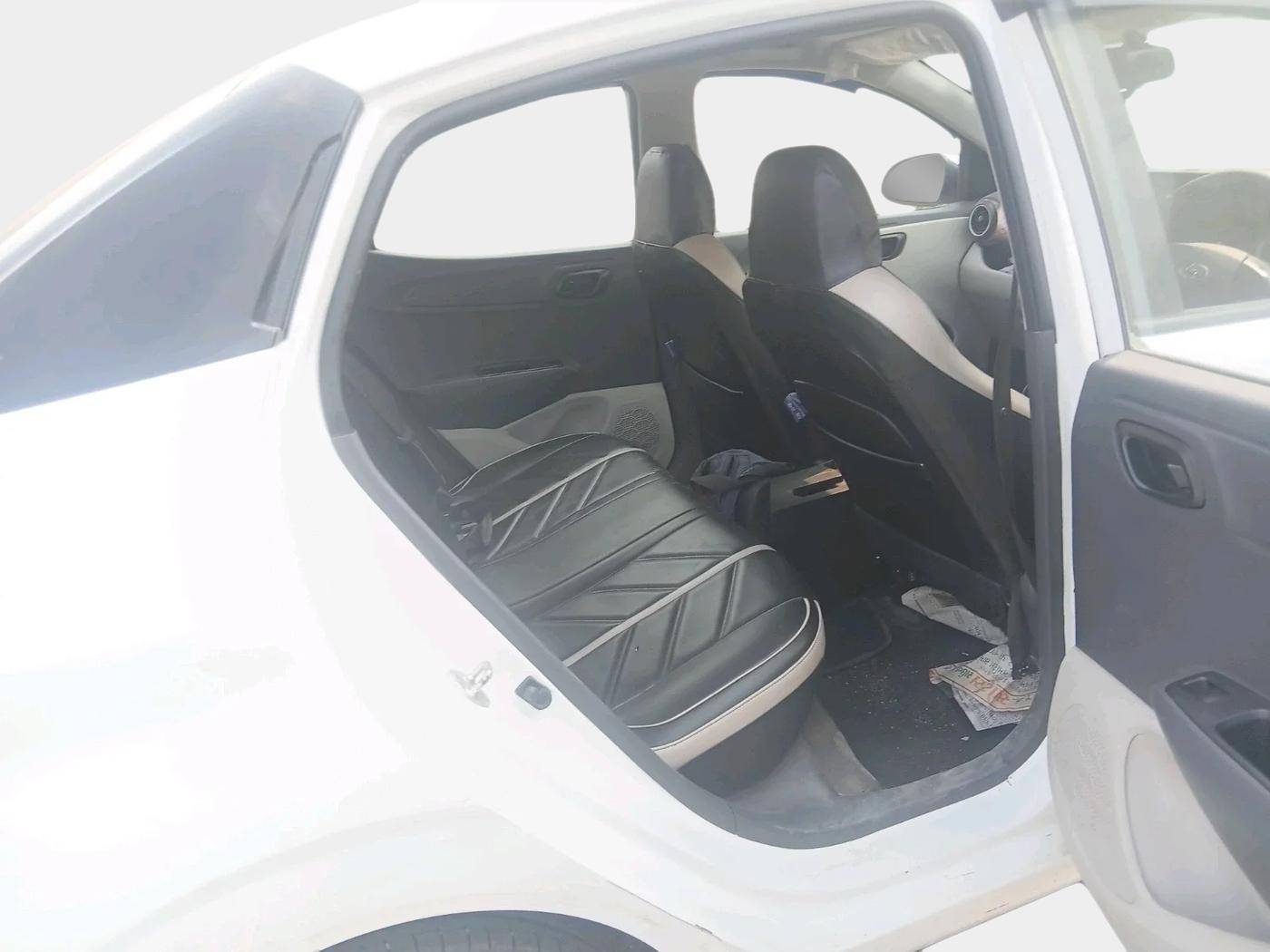 2022 Hyundai AURA S 1.2 CNG, Petrol, Manual, 27,052 km, interior