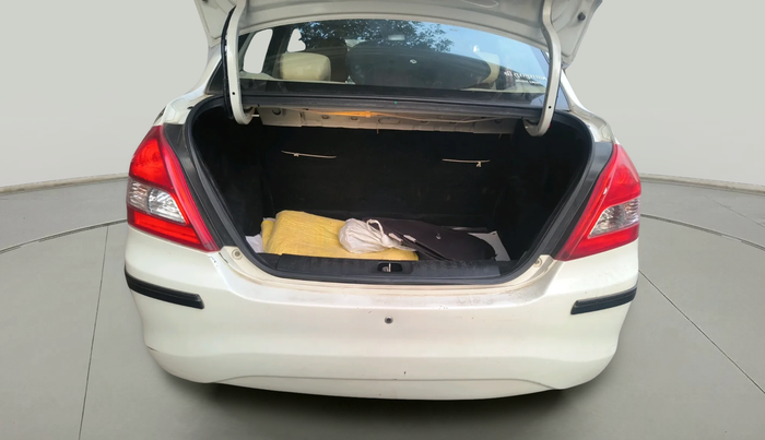 2016 Maruti Swift Dzire VDI, Diesel, Manual, 80,532 km, exterior