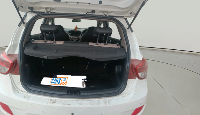 2016 Hyundai Grand i10 ASTA (O) AT 1.2 KAPPA VTVT, Petrol, Automatic, 52,091 km, exterior