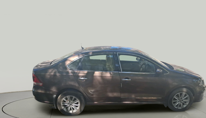 2016 Volkswagen Vento HIGHLINE 1.5 AT, Diesel, Automatic, 1,28,938 km, exterior