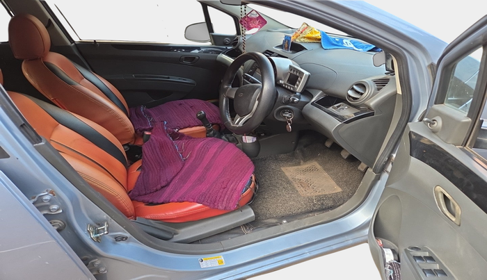 2010 Chevrolet Beat LT PETROL, Petrol, Manual, 1,15,332 km, interior