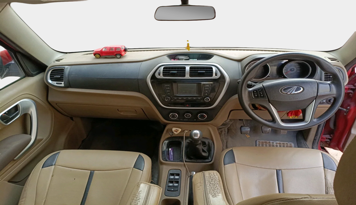 2016 Mahindra TUV300 T8, Diesel, Manual, 93,379 km, interior