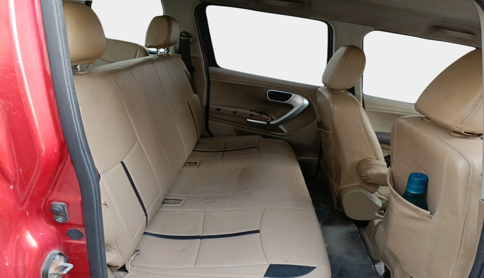 2016 Mahindra TUV300 T8, Diesel, Manual, 93,379 km, interior