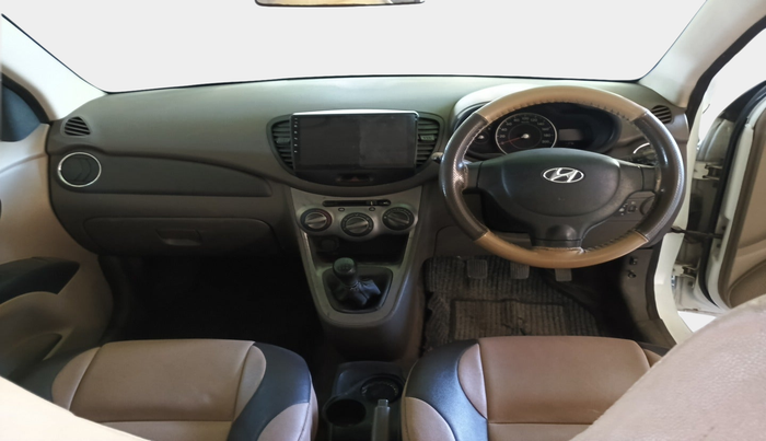 2011 Hyundai i10 MAGNA 1.2, Petrol, Manual, 73,724 km, interior