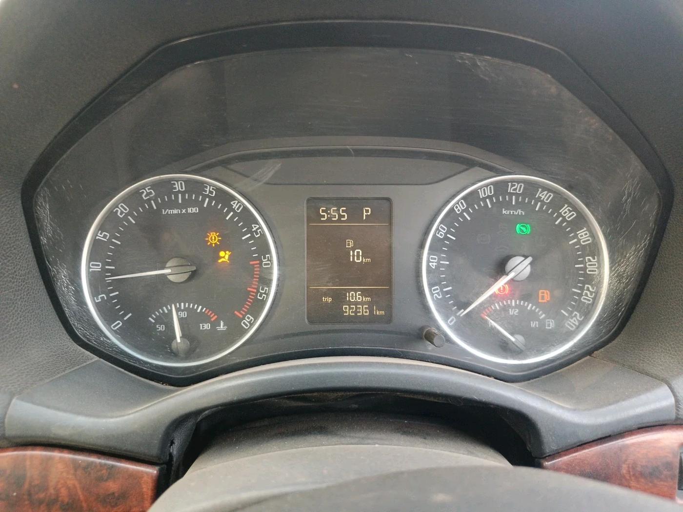 2011 Skoda Laura ELEGANCE 1.9 TDI AT, Diesel, Automatic, 92,361 km, interior