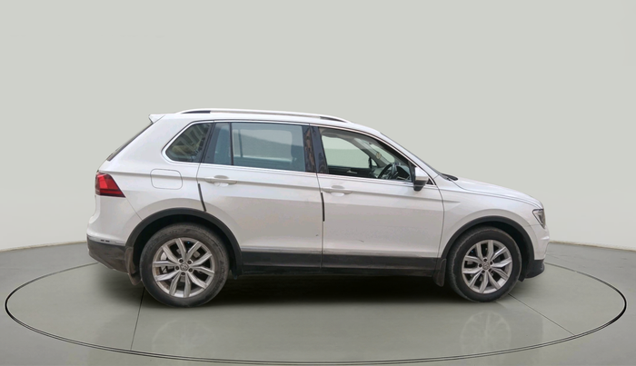 2019 Volkswagen TIGUAN HIGHLINE TDI AT, Diesel, Automatic, 1,20,347 km, exterior