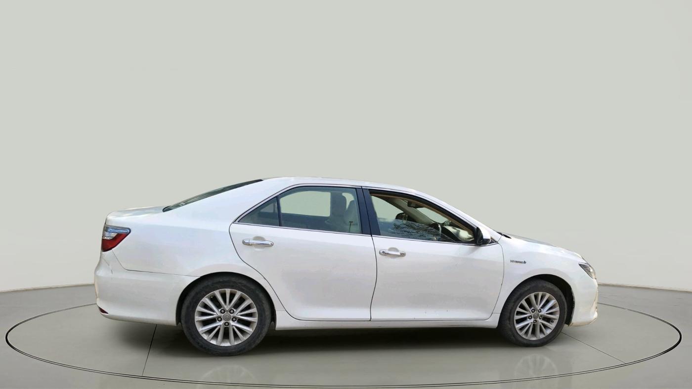 2018 Toyota Camry HYBRID, Hybrid, Automatic, 12,00,000 km, exterior