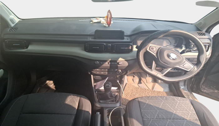 2025 Tata PUNCH ADVENTURE MT CNG , Petrol, Manual, 2,503 km, interior