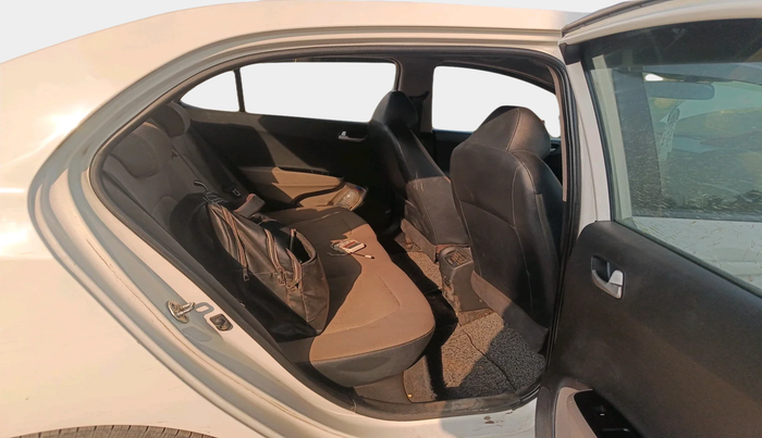 2014 Hyundai Xcent S 1.2, Petrol, Manual, 70,726 km, interior