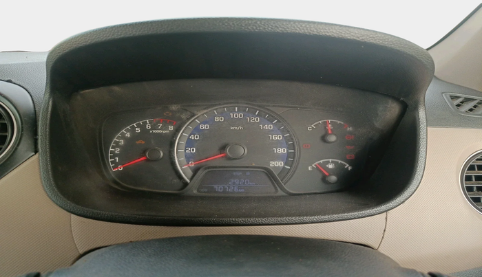 2014 Hyundai Xcent S 1.2, Petrol, Manual, 70,726 km, interior