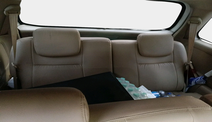 2012 Toyota Fortuner 3.0 4X4 MT, Diesel, Manual, 2,27,290 km, interior