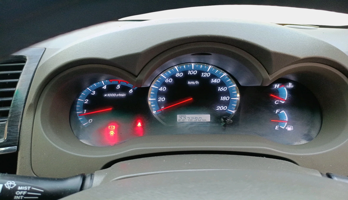 2012 Toyota Fortuner 3.0 4X4 MT, Diesel, Manual, 2,27,290 km, interior