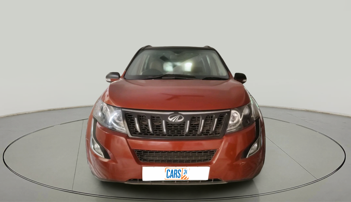 2016 Mahindra XUV500 W10 AT, Diesel, Automatic, 84,561 km, exterior