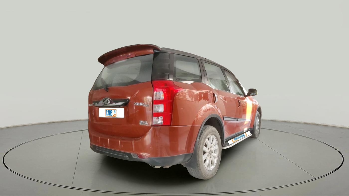 2016 Mahindra XUV500 W10 AT, Diesel, Automatic, 84,561 km, exterior