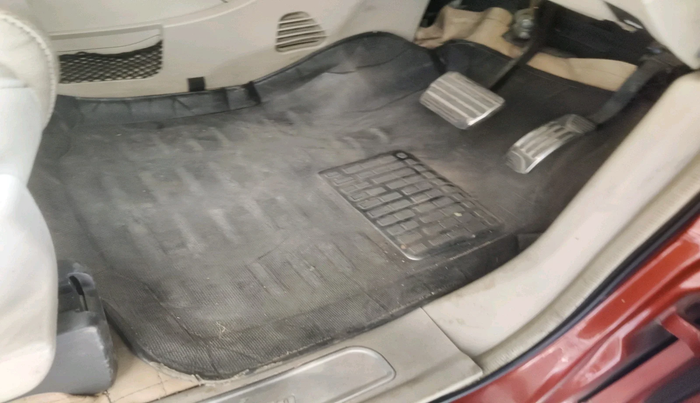 2016 Mahindra XUV500 W10 AT, Diesel, Automatic, 84,561 km, interior