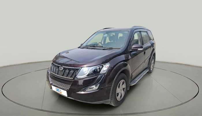 2016 Mahindra XUV500 W6, Diesel, Manual, 1,04,672 km, exterior