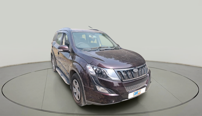 2016 Mahindra XUV500 W6, Diesel, Manual, 1,04,672 km, exterior